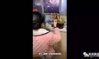 上海边吃边唱歌的餐厅消费 女子边吃火锅边看演唱会